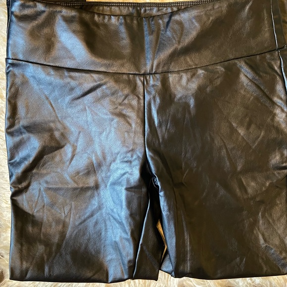 Altard state black faux leather legging. Size L - Picture 2 of 3